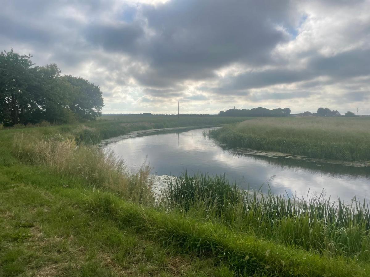 Luxury Glamping At The Riverside Hotell Skegness Eksteriør bilde