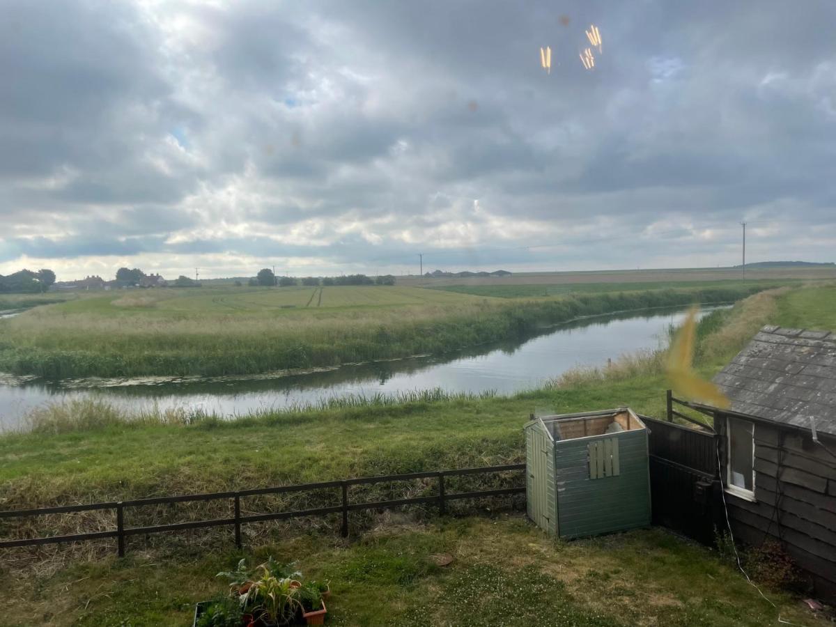 Luxury Glamping At The Riverside Hotell Skegness Eksteriør bilde